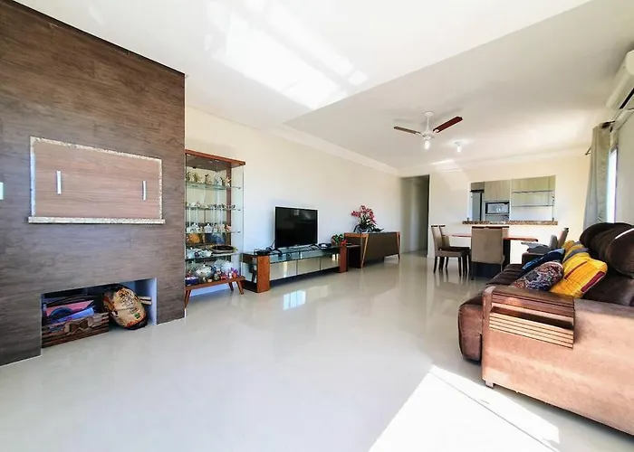 Belo Apartamento Com Vista Mar.