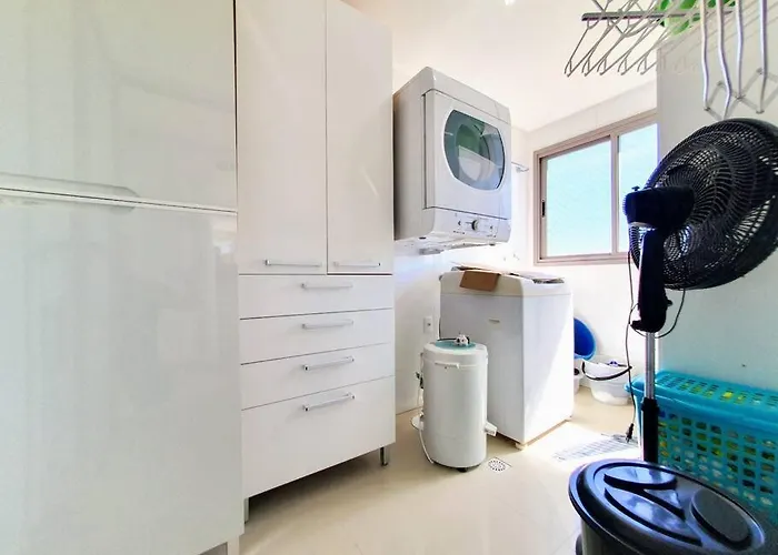 Belo Apartamento Com Vista Mar.